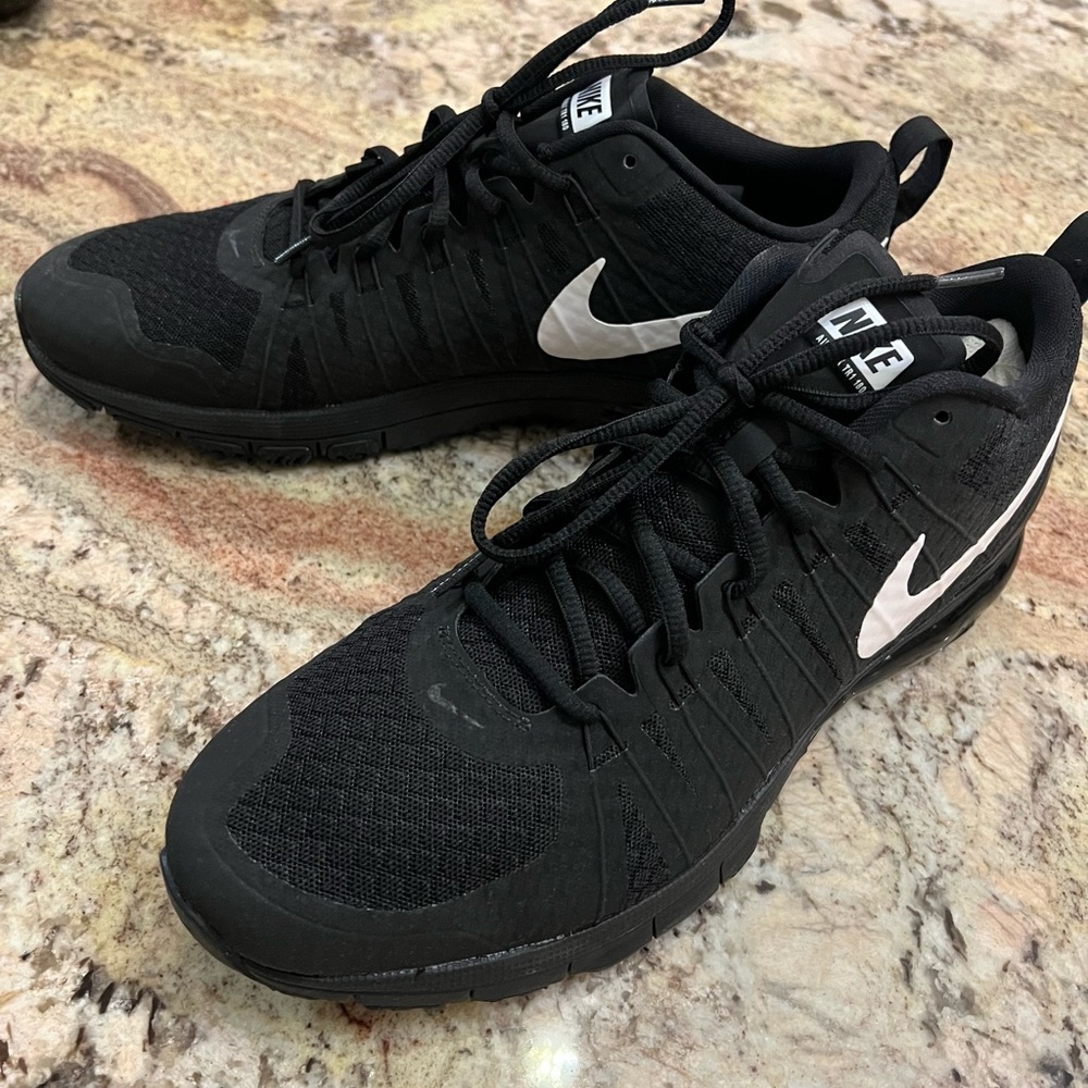 Nike Black Athletic Shoes - Picture 7 of 14